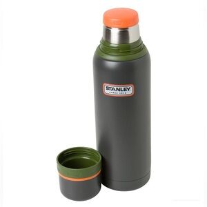 Stanley Classic Vacuum Bottle 1.1q insulated hot cold container Green Orange